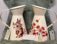 Wrendale Jugs - These beautiful flower jugs will pair perfectly with a bespoke bouquet from us and will be a lovely addition to any home. The two stunning designs are rabbit or poppies with detailing along the handle. 
*PLEASE SPECIFY PREFERED DESIGN IN ORDER DESCRIPTION*
*ITEM IS ONLY AVAILABLE AS AN ADD ON GIFT OR FOR COLLECTION*
*LIMITED AVAILABILITY*
The diameter of the flower jug measure 17cm and the height is 25cm. The jugs are made from carbon steel. Prolonged exposure to direct sunlight may affect the colouring. Please bear this in mind when positioning your jug.